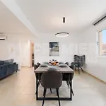 Anabelle Apartment Paralimni