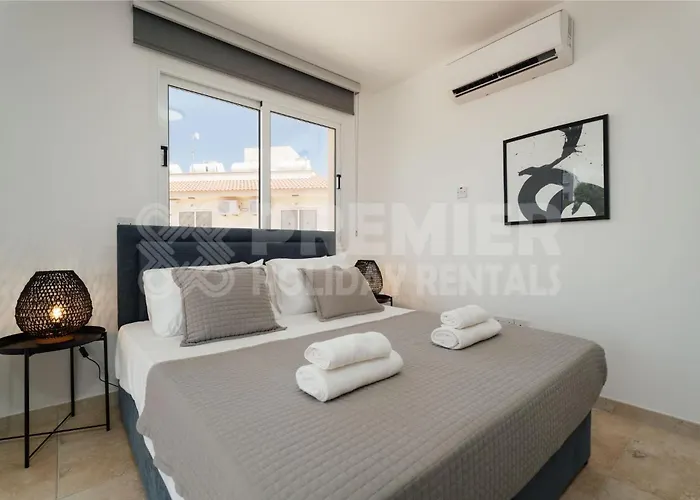 Anabelle * Paralimni